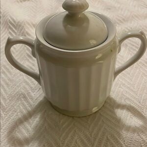 Vintage English STAFFORDSHIRE COLONNADE IRONSTONE sugar bowl w lid . White